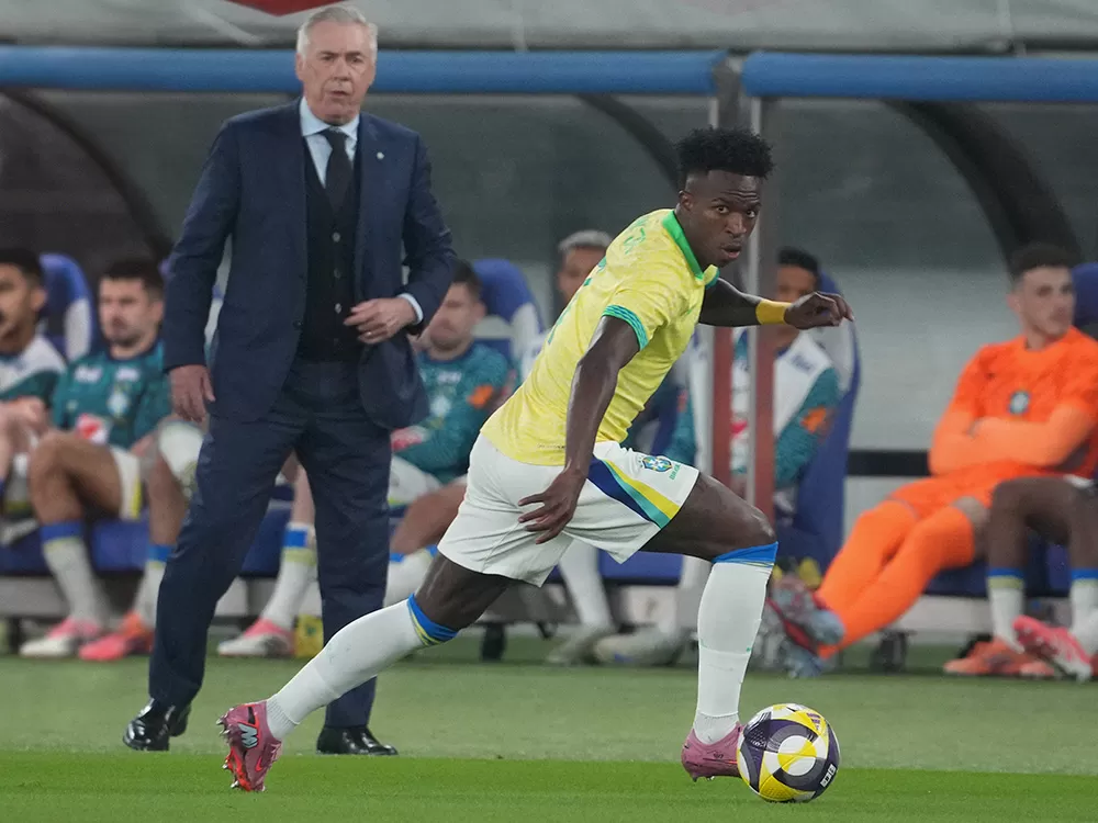 Amistoso · Brasil-Túnez, 18 nov.