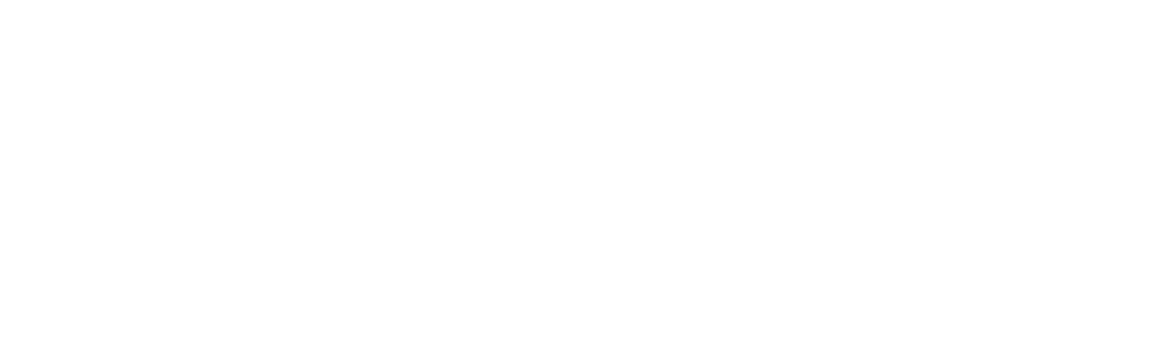 Dos personas intercambiando saliva, en Movistar Plus+