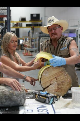 Acuarios XXL. Acuarios XXL: Un tanque en honor a los bomberos forestales