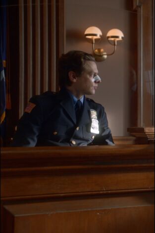 Bull. T(T5). Bull (T5): Ep.3 Fuga de la cárcel