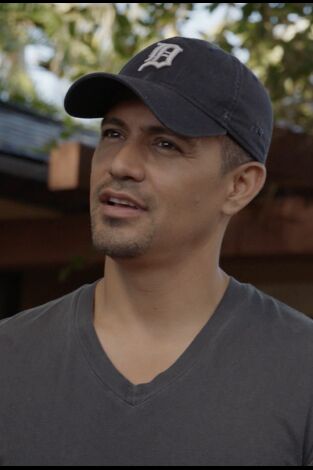 Magnum. T(T1). Magnum (T1): Ep.19 Sangre en el agua