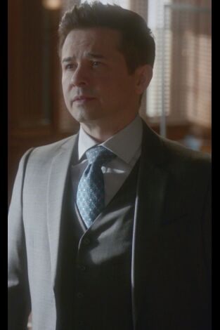 Bull. T(T5). Bull (T5): Ep.13 La ley de la selva