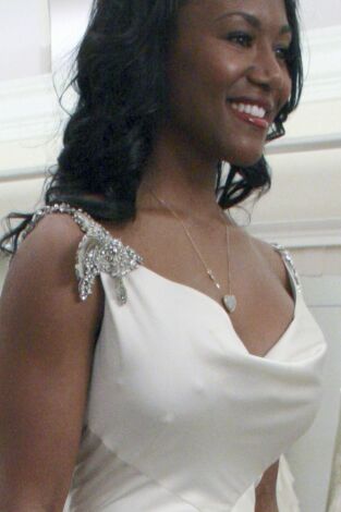 ¡Sí, quiero ese vestido!. T(T8). ¡Sí, quiero ese... (T8): Dos vestidos, un sueño