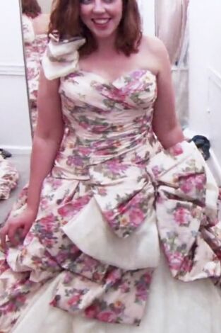 ¡Sí, quiero ese vestido!. T(T11). ¡Sí, quiero ese... (T11): Aquí no hay nada normal