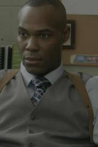 Detective McFadden investiga. Detective McFadden...: Acosador o amante