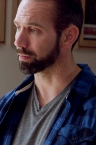 Paranormal Lockdown UK. T(T1). Paranormal... (T1): El teatro de Kenton