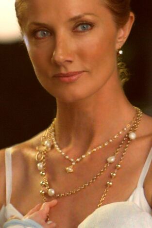 Nip/Tuck, Season 4. T(T4). Nip/Tuck, Season 4 (T4): Dawn Budge