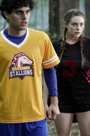 Legacies, Season 2. T(T2). Legacies, Season 2 (T2): Me Recuerdas a Alguien que Conocí