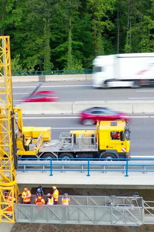 A8. emergencia en la autopista. T(T4). A8. emergencia en... (T4): Ep.16
