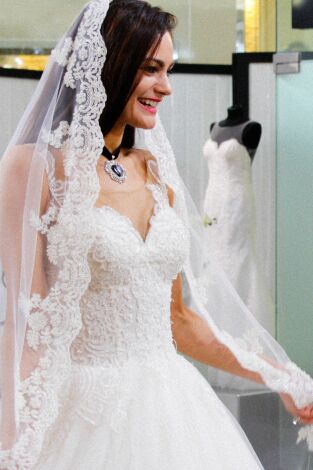 ¡Sí, quiero ese vestido! UK. T(T1). ¡Sí, quiero ese... (T1): Desafiando las expectativas