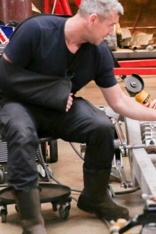 Ant Anstead Master Mechanic. Ant Anstead Master...: El bandido manco