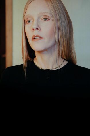 The Way Down: God, Greed, and the Cult of Gwen Shamblin. T(T1). The Way Down:... (T1): Ep.5 El camino a seguir
