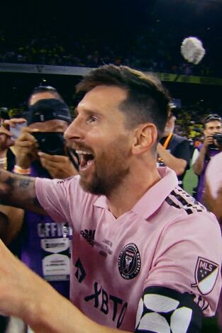 Messi llega a Estados Unidos. Messi llega a Estados...: Haciendo historia