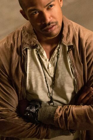 Los Originales. T(T1). Los Originales (T1): Ep.5 Pecadores y santos