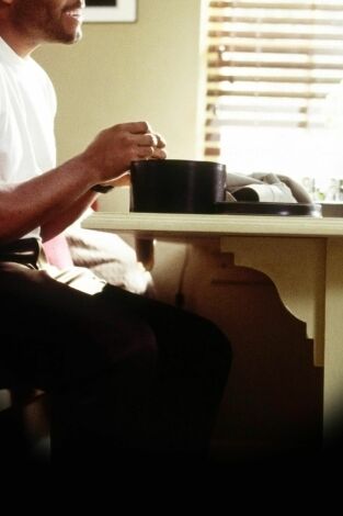 A dos metros bajo tierra. T(T3). A dos metros bajo... (T3): Ep.2 Nunca sabes