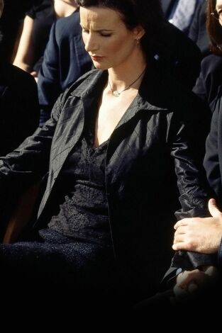 A dos metros bajo tierra. T(T3). A dos metros bajo... (T3): Ep.7 Momentos y espacio