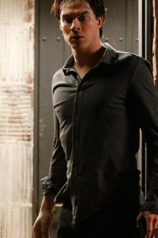 Crónicas vampíricas. T(T2). Crónicas vampíricas (T2): Ep.15 La cena