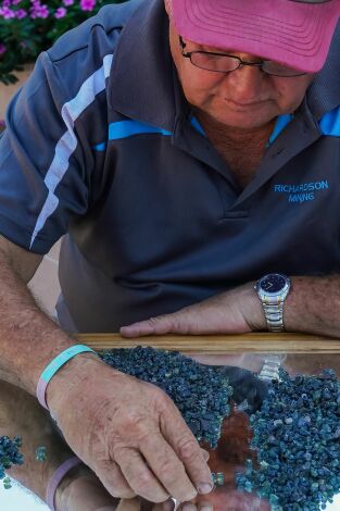 Cazadores de Zafiros. Cazadores de Zafiros: Festival de gemas