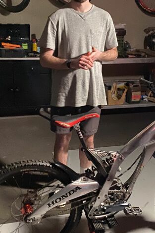 Race Bikes with Ric McLaughlin, Season 1. Race Bikes with Ric...: La Honda RN01 de Greg Minnaar