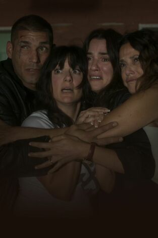 Viudas negras: p*tas y chorras. T(T1). Viudas negras:... (T1): Ep.8 Mitad de Cuadra