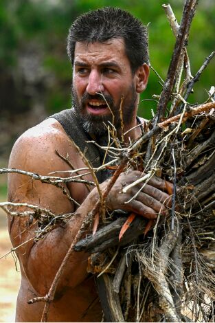 Aventura en pelotas: sólo puede quedar uno. T(T3). Aventura en... (T3): Aportar calor y carne