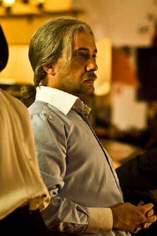 Guante blanco. T(T1). Guante blanco (T1): Ep.4 