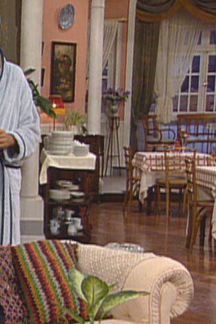 Hostal Royal Manzanares. T(T1). Hostal Royal... (T1): Ep.15 