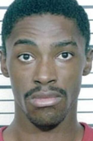 Viviendo con un asesino. Viviendo con un asesino: Trajo rosas y un arma