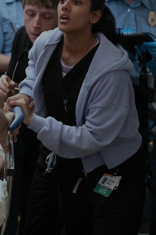 The Pitt, Season 2. T(T2). The Pitt, Season 2 (T2): Ep.12 6:00 P.M.