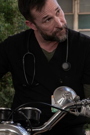 The Pitt, Season 2. T(T2). The Pitt, Season 2 (T2): Ep.14 8:00 P.M.