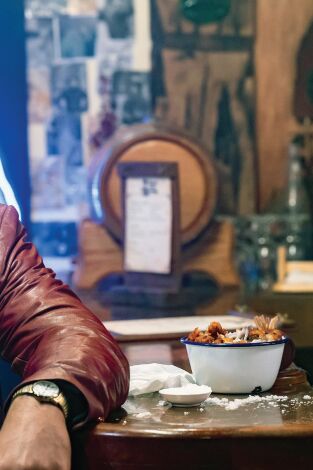 Young Rock. T(T2). Young Rock (T2): Ep.2 Una paternidad sin precedentes
