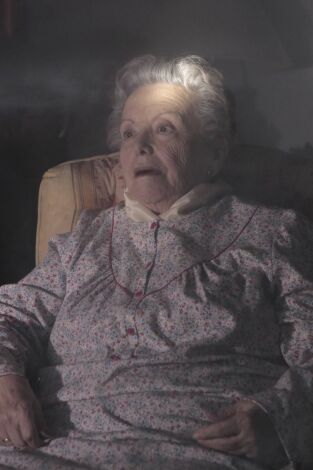 Cuéntame cómo pasó. T(T17). Cuéntame cómo pasó (T17): Ep.9 Un milagro