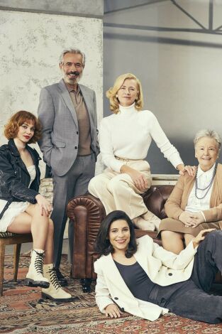 Cuéntame cómo pasó. T(T21). Cuéntame cómo pasó (T21): Ep.10 Universos paralelos