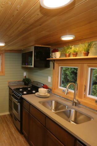 Minicasas sobre ruedas. T(T7). Minicasas sobre... (T7): Una minicasa reciclada