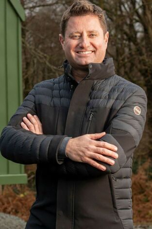 Espacios increíbles. Espacios increíbles: Viejo barco y caravana cafe