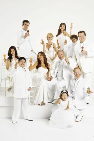 Modern Family. T(T3). Modern Family (T3): Ep.15 Tía mamá
