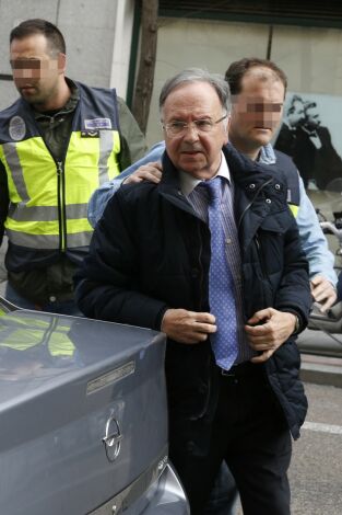 Equipo de investigación. T(T7). Equipo de... (T7): Manos Limpias