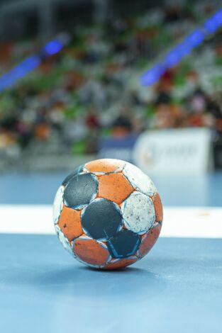 Clasificación Europeo de balonmano. T(24/25). Clasificación... (24/25): Italia - España