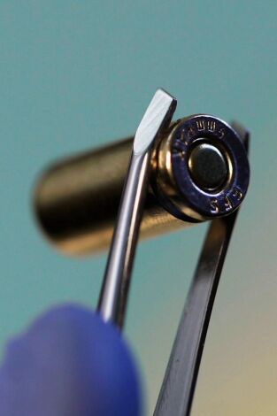 Durmiendo con la muerte. Durmiendo con la muerte: Abandonada a su suerte