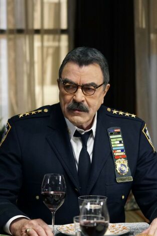 Blue Bloods (Familia de policías). T(T8). Blue Bloods... (T8): Ep.22 Tiro certero