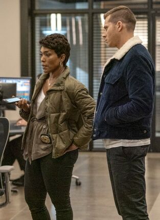 9-1-1. T(T2). 9-1-1 (T2): Ep.13 Pelea o vuela