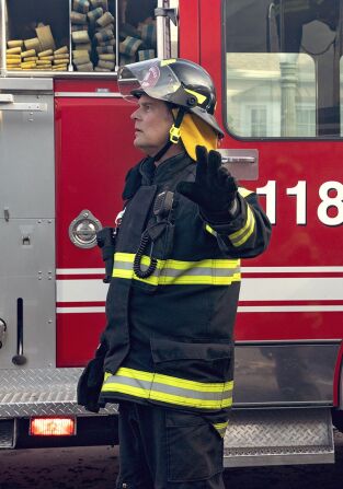 9-1-1. T(T2). 9-1-1 (T2): Ep.16 Bobby empieza de nuevo