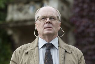 McDonald & Dodds. T(T1). McDonald & Dodds (T1): Ep.2 Un bosque de espejos