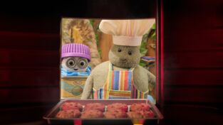 Mini Chef (dobles). T(T1). Mini Chef (T1): Galletas de arándanos rojos / Salteado de tirabeques