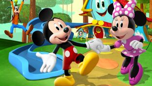 Mickey Mouse Funhouse  (Single Story). T(T2). Mickey Mouse... (T2): La Princesa de las Nieves