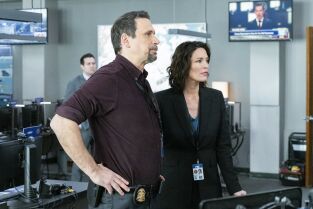 FBI. T(T5). FBI (T5): Ep.17 Obligación