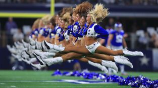Dallas Cowboys Cheerleaders. T(T12). Dallas Cowboys Cheerleaders (T12)