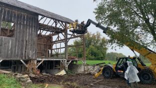 La increíble granja del Dr. Pol. La increíble granja...: Un nuevo establo