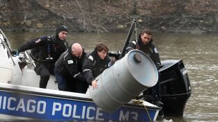 Chicago P.D.. T(T11). Chicago P.D. (T11): Ep.7 Los vivos y los muertos