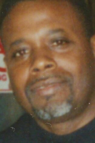 Un asesino entre nosotros. Un asesino entre...: El asesinato es una carga pesada